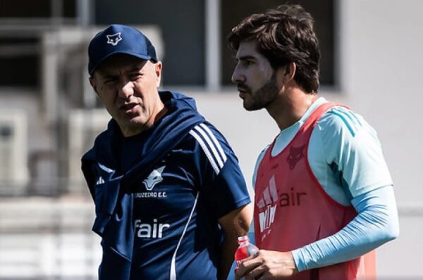 Cruzeiro visita o vila nova-go para confirmar vaga